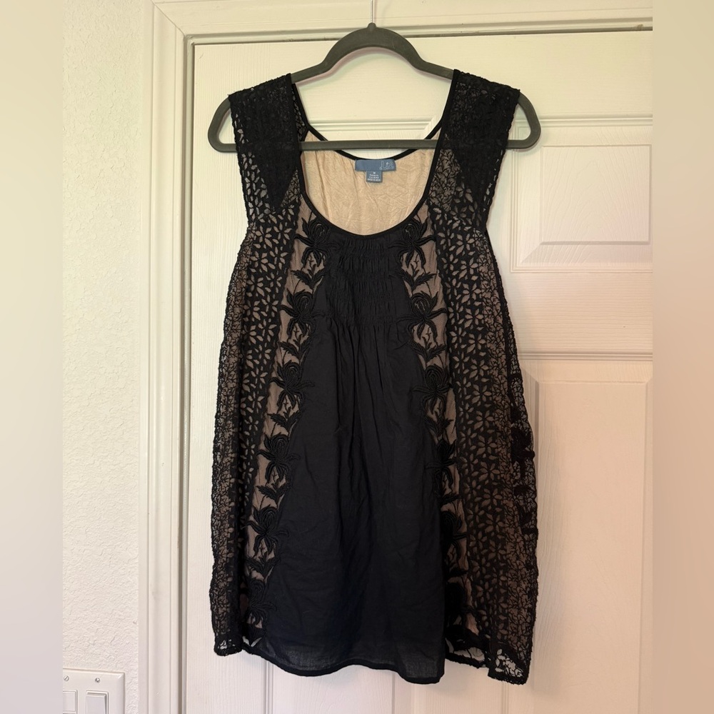 Anthropologie dil Black Lace Babydoll Style Blouse